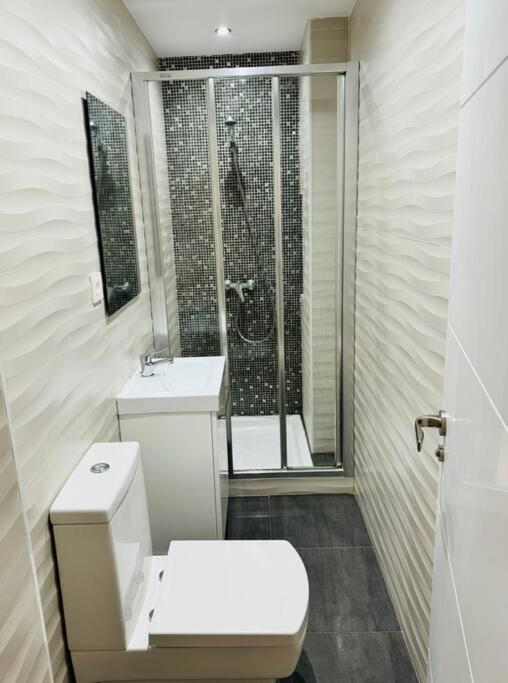 Ferienwohnung Behappy Huerto Del Conde -Centro Málaga Exterior foto